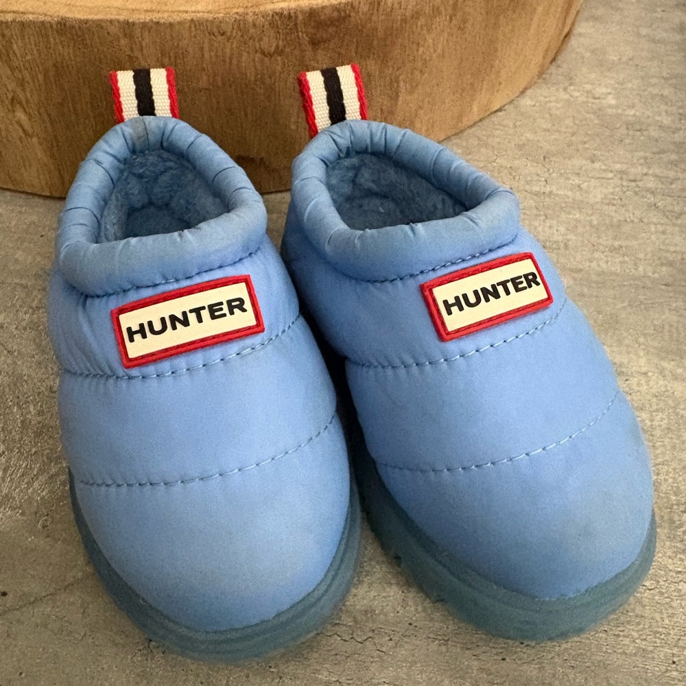Hunter Light Blue Quilted Slip-Ons